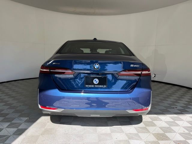 New 2026 BMW 530i xDrive w/ Premium Package AWD/4WD image 6