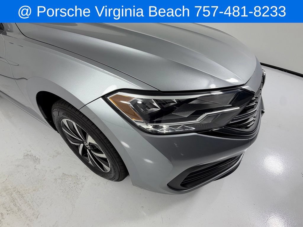 Used 2022 Volkswagen Jetta S FWD image 8