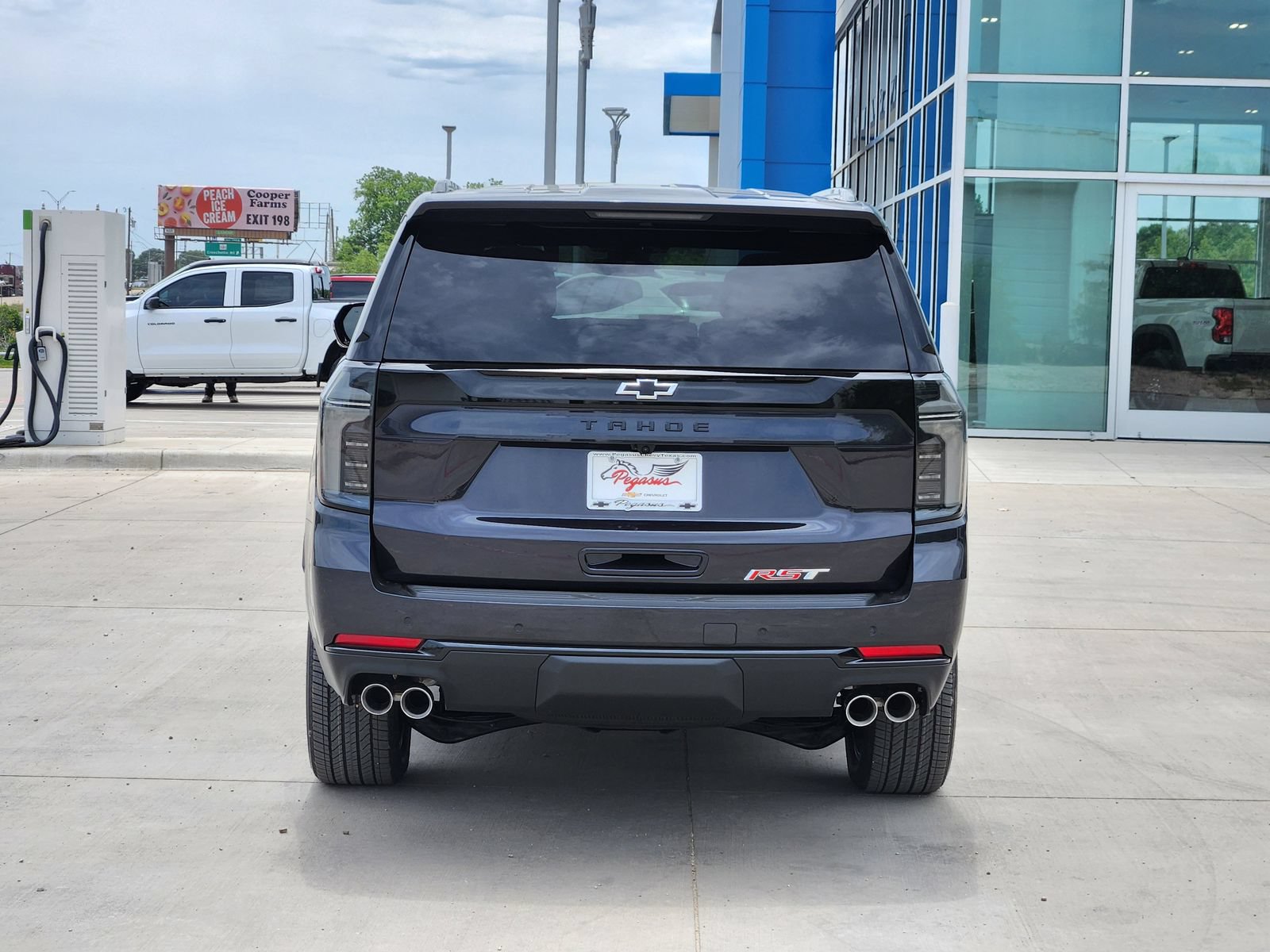 New 2026 Chevrolet Tahoe RST w/ Comfort Package AWD/4WD image 8