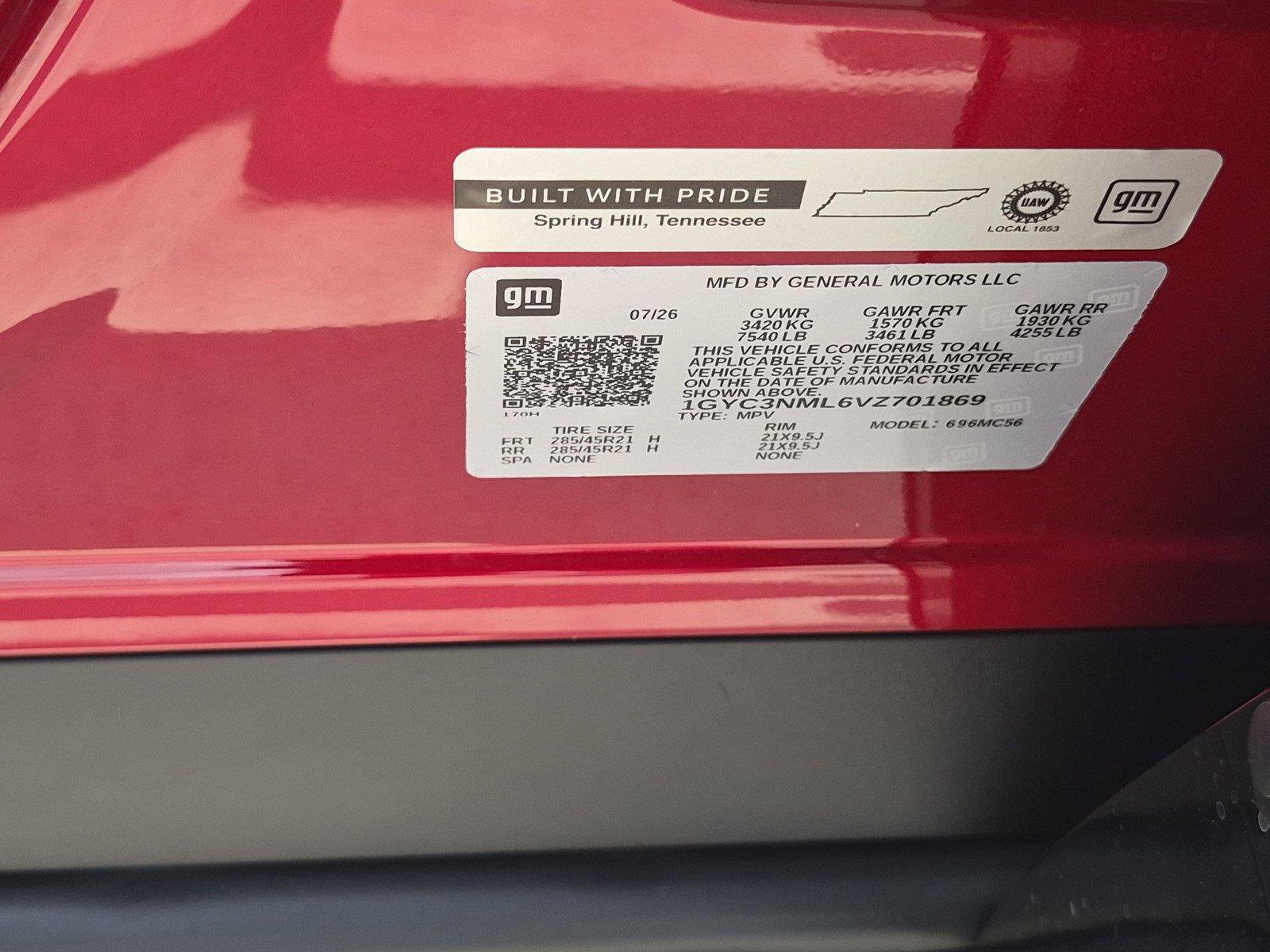 New 2027 Cadillac Vistiq Sport w/ LPO, Floor Liner Package AWD/4WD image 33