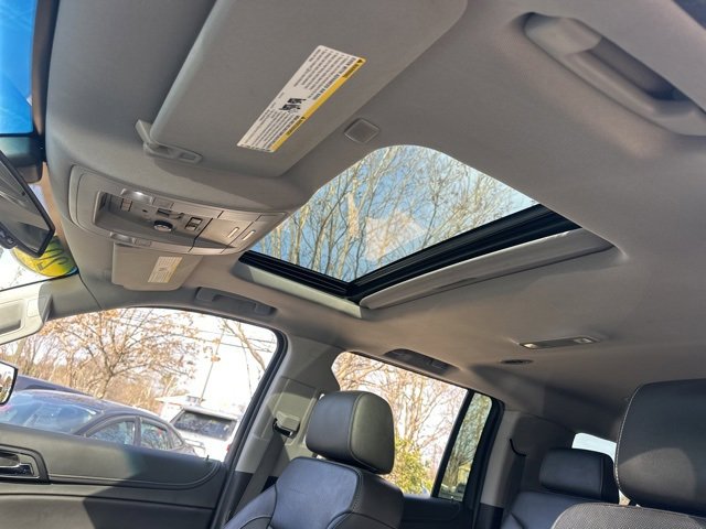 Used 2019 GMC Yukon XL SLT image 21