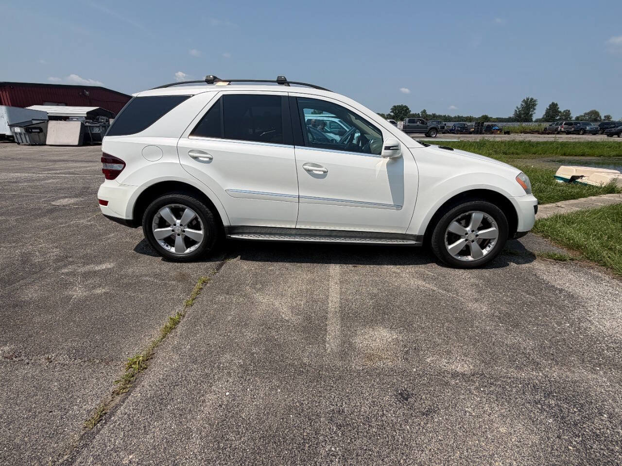 Used 2011 Mercedes-Benz ML 350 4MATIC image 3