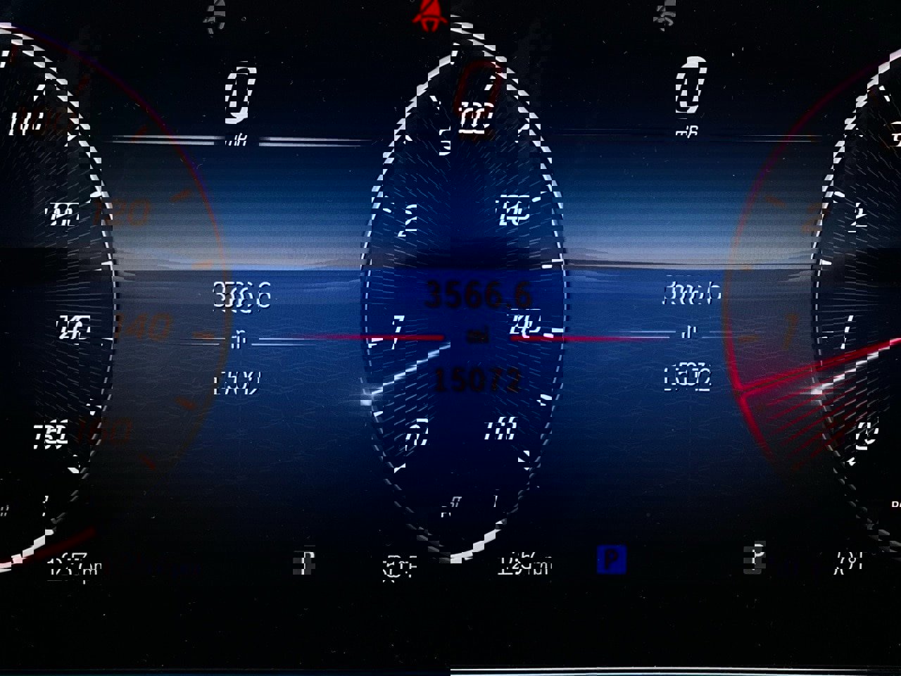 Used 2024 Mercedes-Benz GLC 300 4MATIC image 43