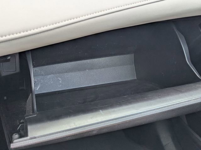 Used 2017 Toyota RAV4 XLE AWD/4WD image 21