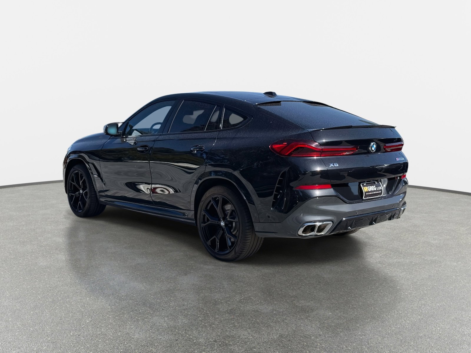 Used 2024 BMW X6 M60i AWD/4WD image 5