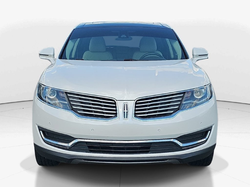 Used 2017 Lincoln MKX Reserve AWD/4WD image 12