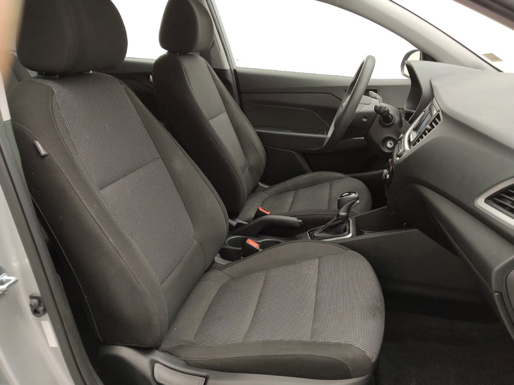 Used 2022 Hyundai Accent SE FWD image 21