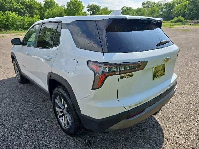 Certified 2026 Chevrolet Equinox LT AWD/4WD image 3