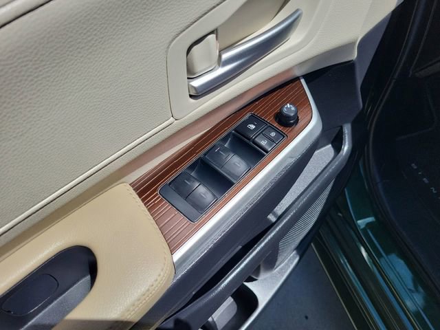 Used 2024 Toyota Sienna XLE image 15