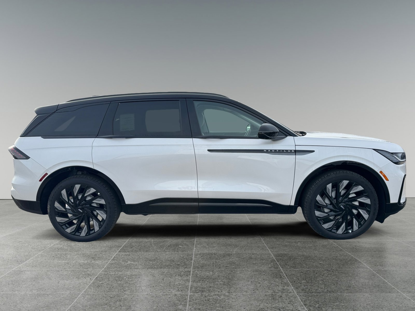 New 2026 Lincoln Nautilus Reserve w/ Jet Appearance Package image 6