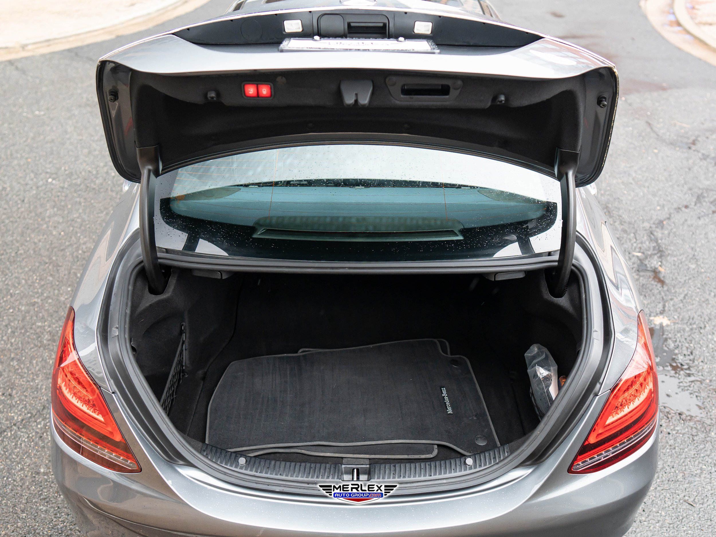 Used 2021 Mercedes-Benz C 300 Sedan w/ Premium Package image 49