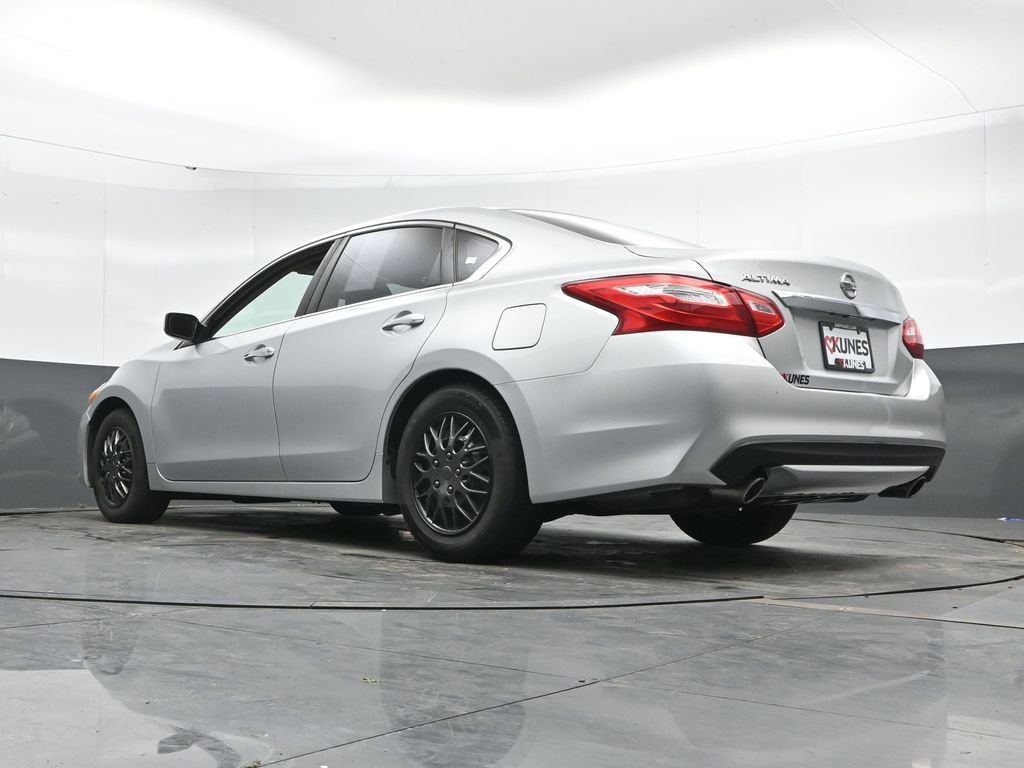 Used 2016 Nissan Altima 2.5 S w/ Power Driver Seat Package FWD image 43
