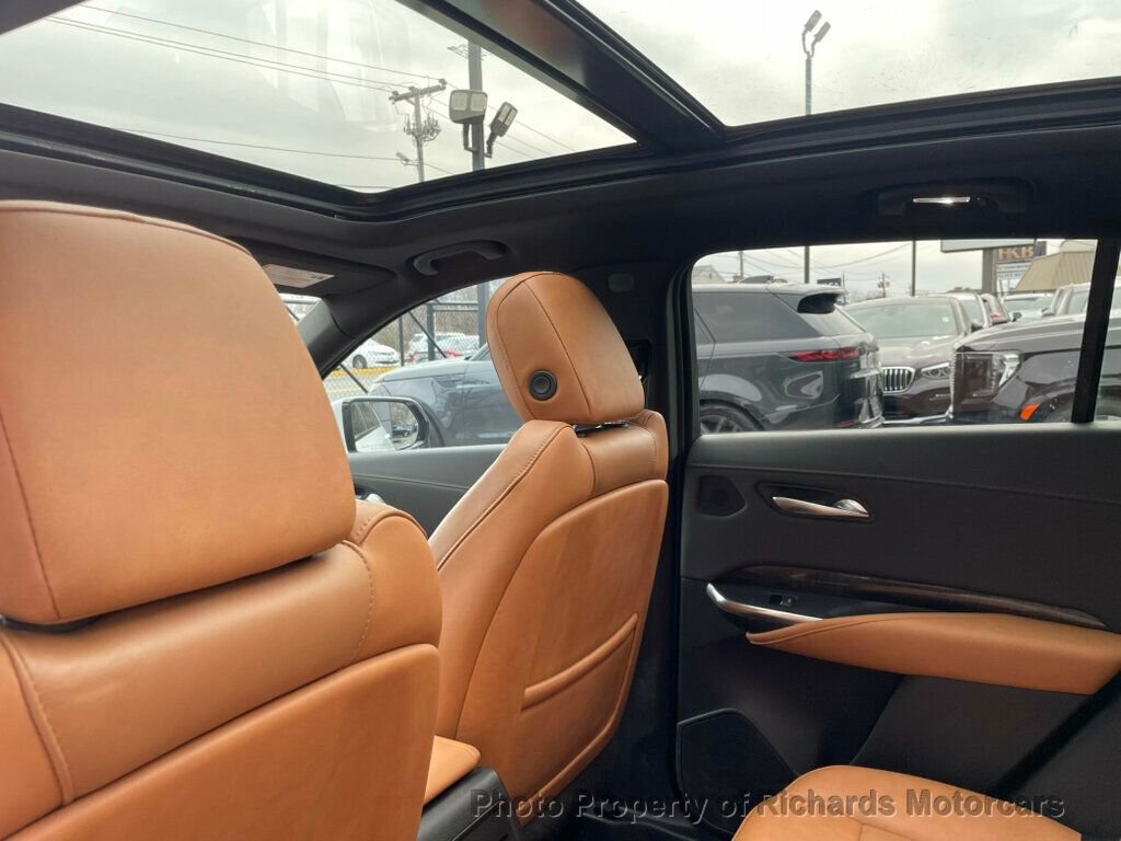 Used 2023 Cadillac XT4 Sport w/ LPO, Onyx Lite Package image 19