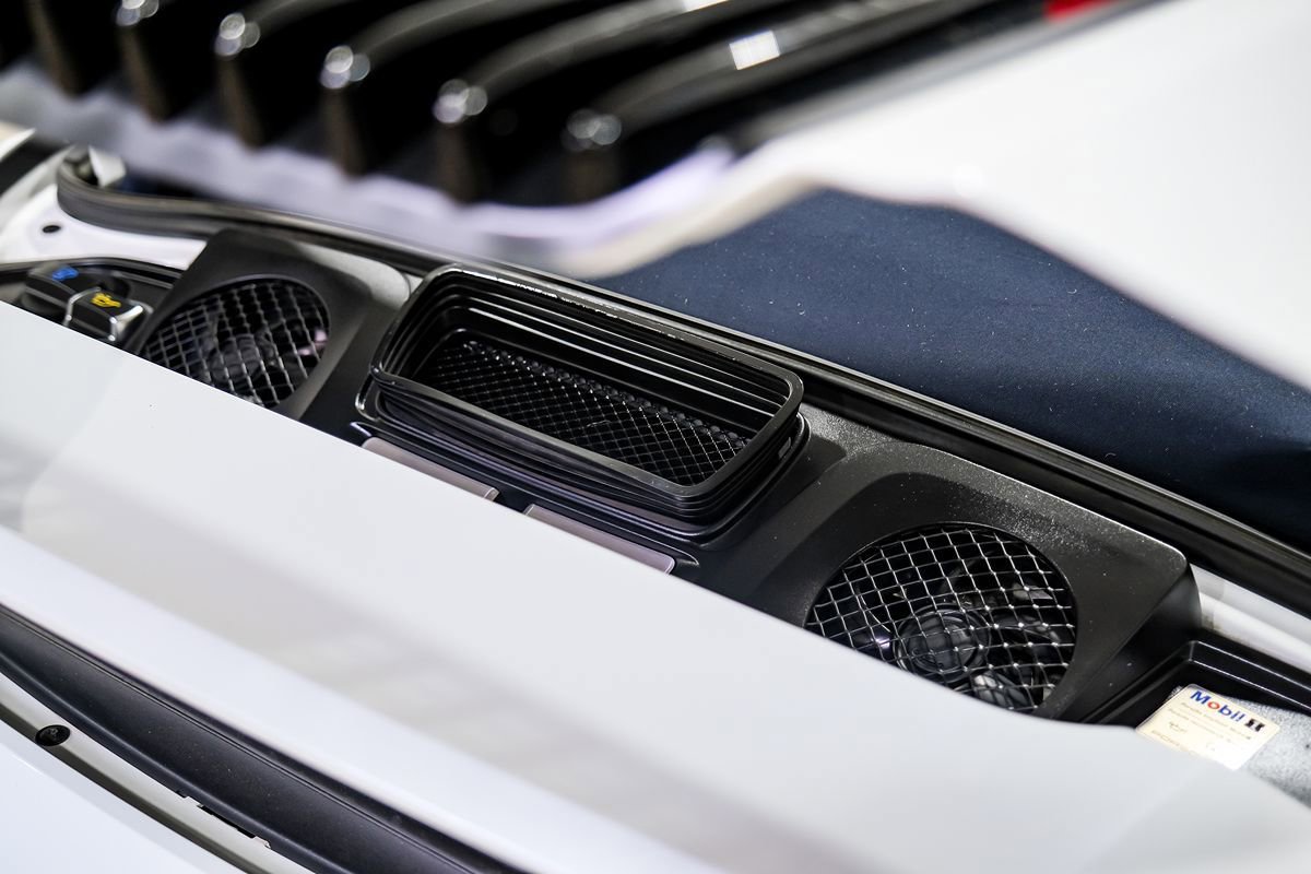 Used 2017 Porsche 911 Carrera image 41