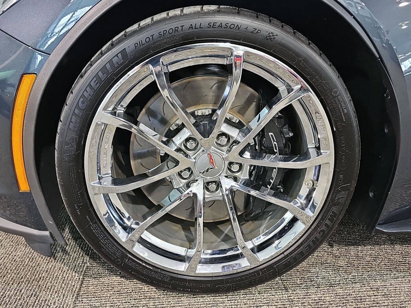 Used 2019 Chevrolet Corvette Grand Sport image 9