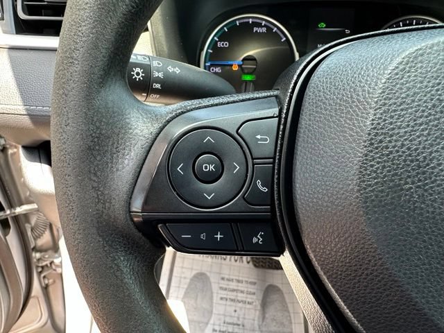 Used 2022 Toyota RAV4 LE AWD/4WD image 19