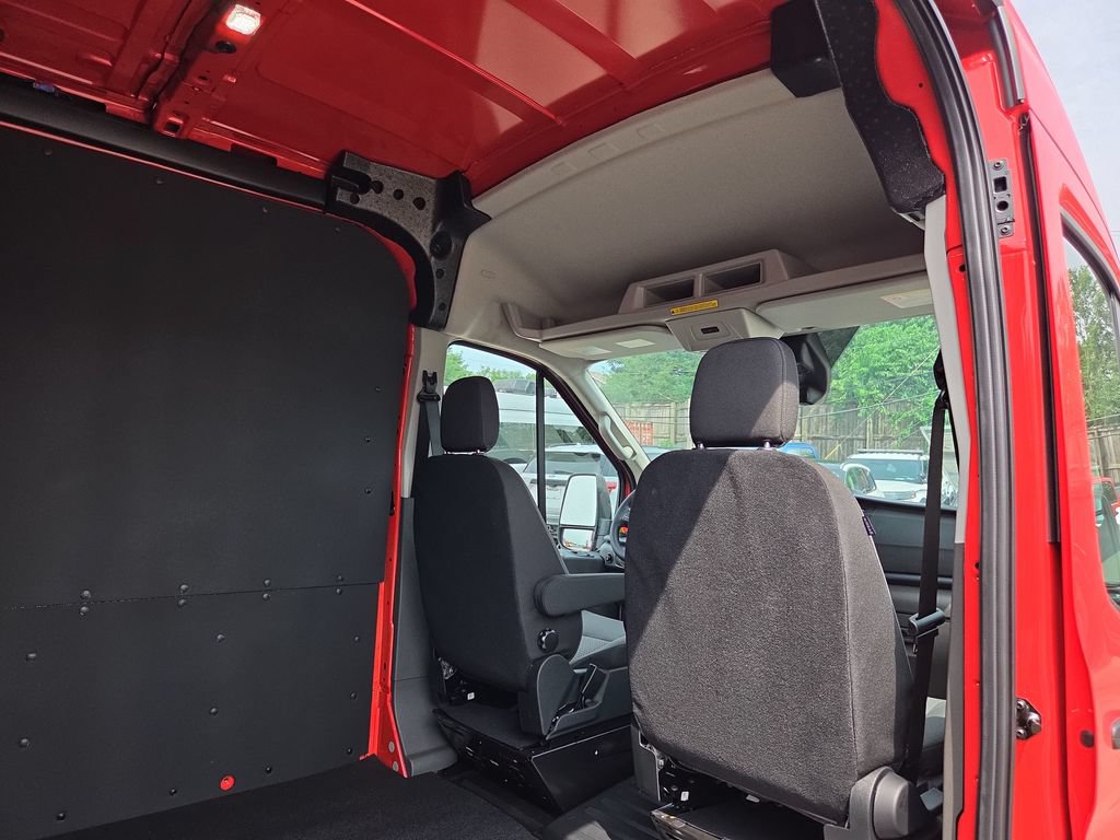 New 2026 Ford Transit 250 148 Medium Roof w/ Interior Upgrade Package RWD image 13
