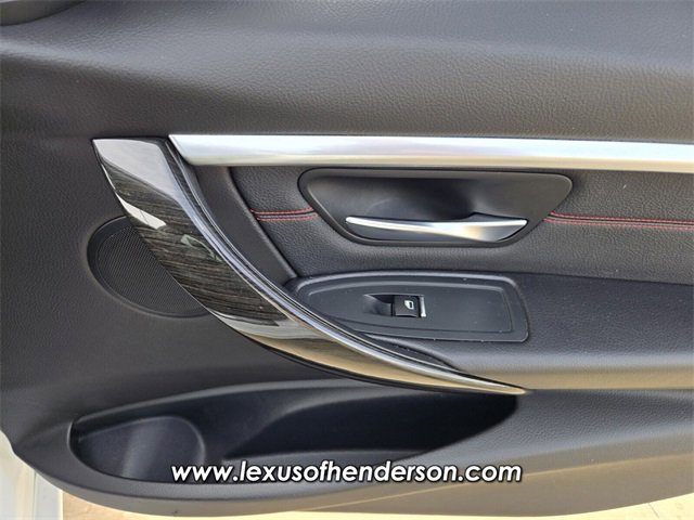 Used 2018 BMW 330i Sedan w/ Convenience Package image 19