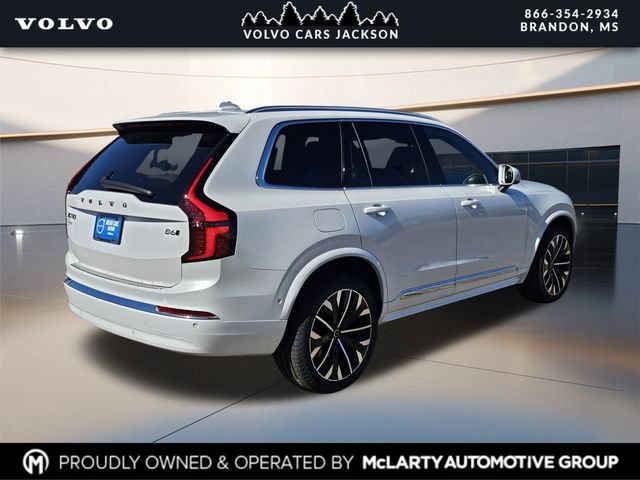 Certified 2026 Volvo XC90 B6 Plus w/ Protection Package Premier AWD/4WD image 4