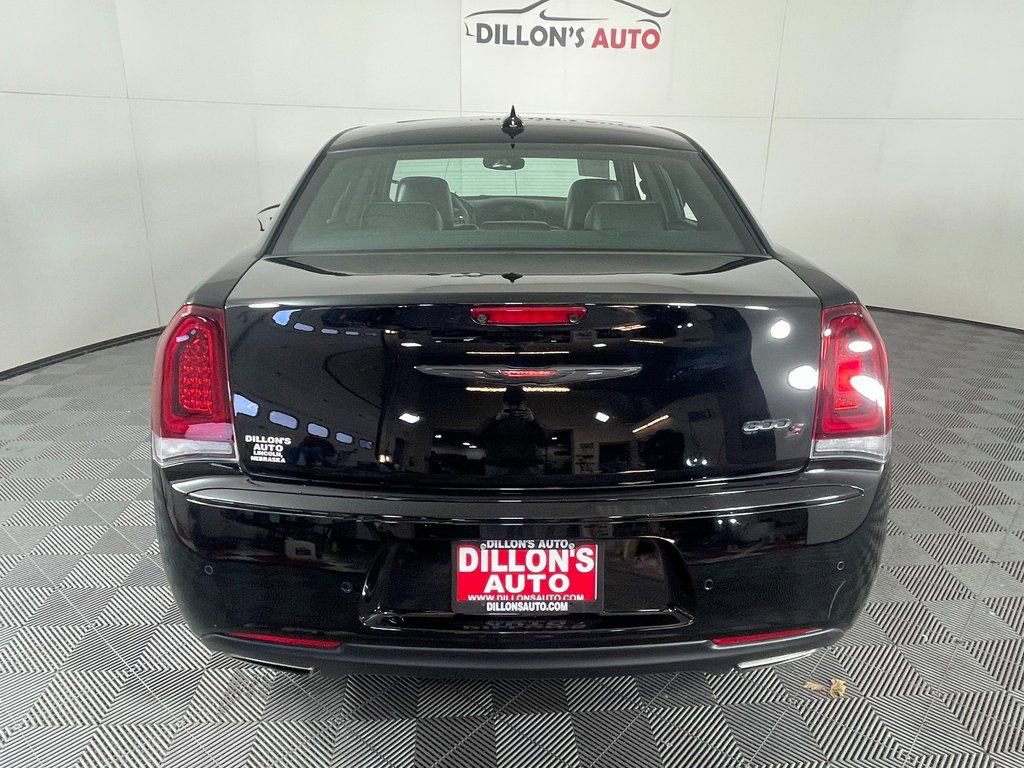 Used 2023 Chrysler 300 S image 5