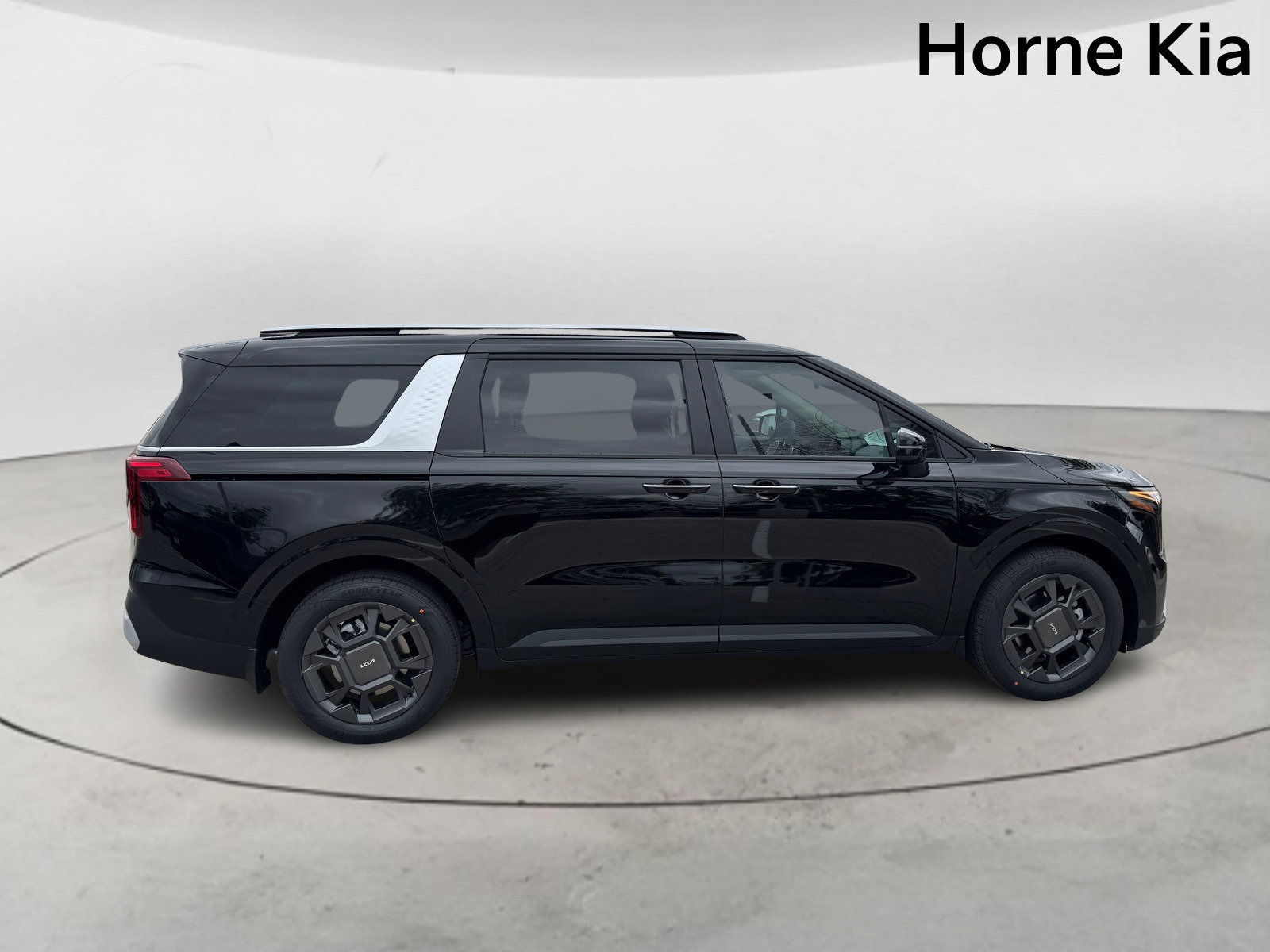 New 2026 Kia Carnival EX image 3