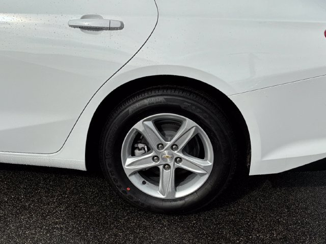 New 2025 Chevrolet Malibu LS w/ Driver Confidence Package FWD image 16