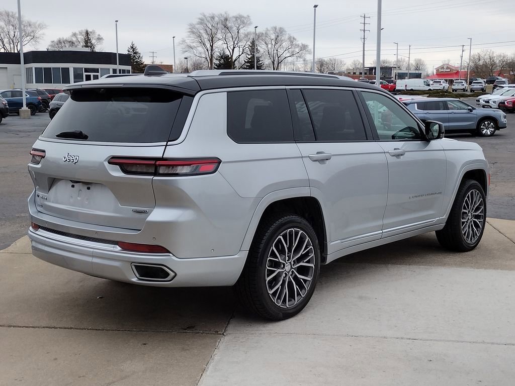 Used 2022 Jeep Grand Cherokee L Summit image 5