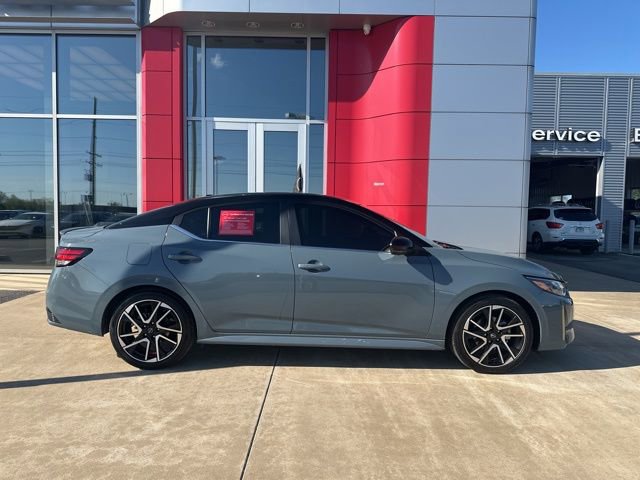 Certified 2025 Nissan Sentra SR w/ SR Premium Package image 3