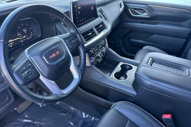 Used 2024 GMC Yukon SLT AWD/4WD image 10