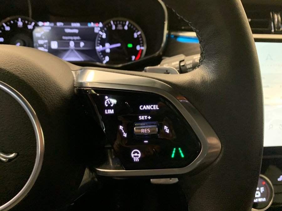 Used 2023 Jaguar F-PACE S AWD/4WD image 23