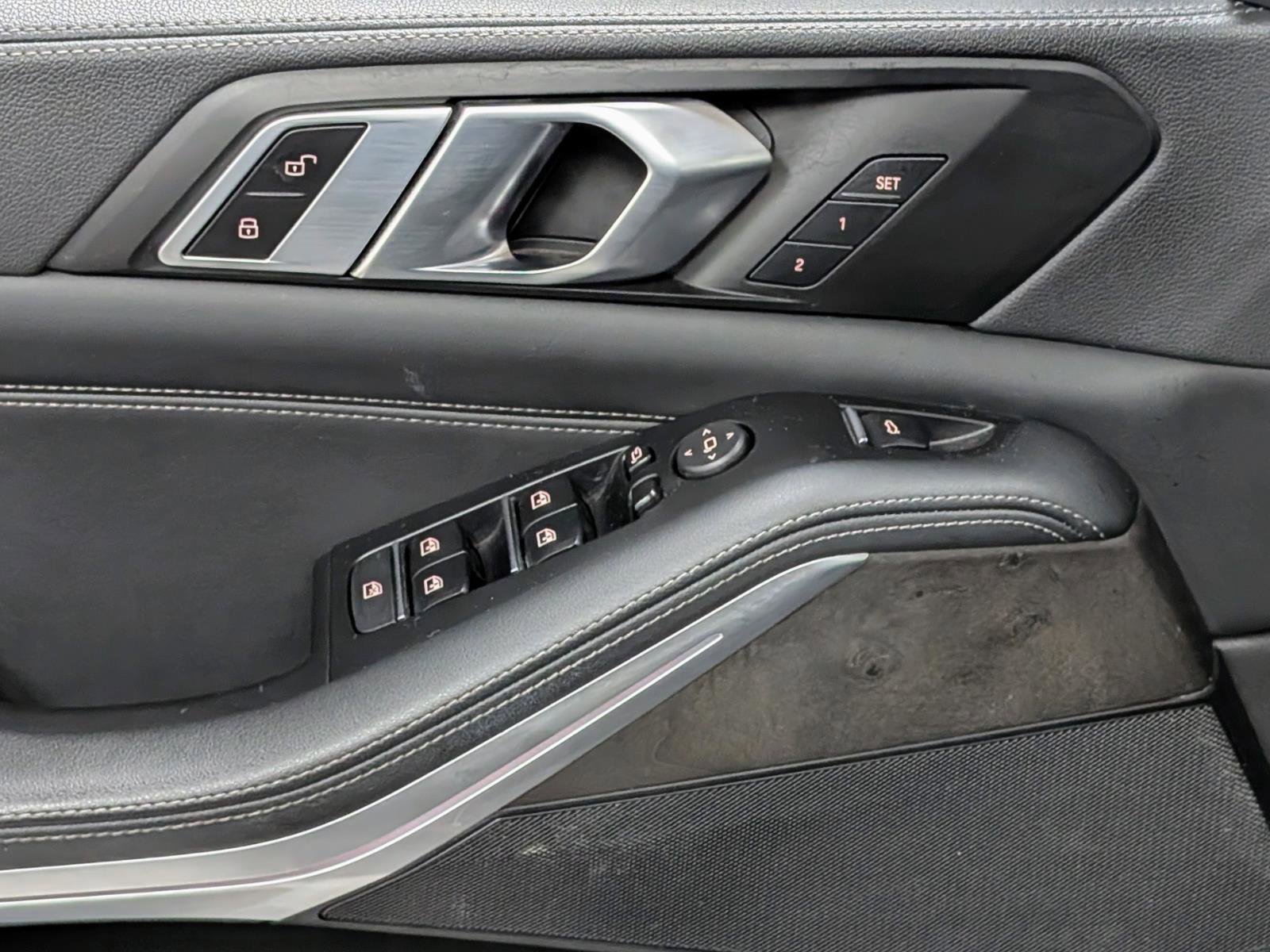 Used 2023 BMW X5 xDrive40i AWD/4WD image 14