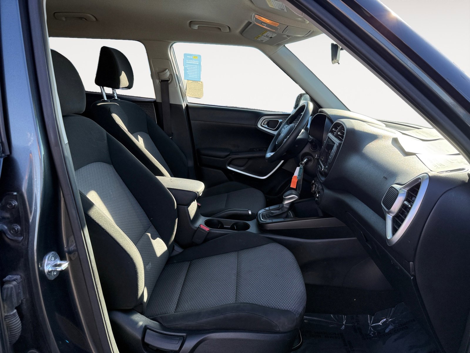 Used 2024 Kia Soul LX w/ Option Group 015 image 19