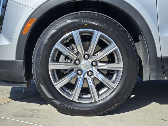 Used 2022 Cadillac XT4 Sport w/ Comfort Package FWD image 11