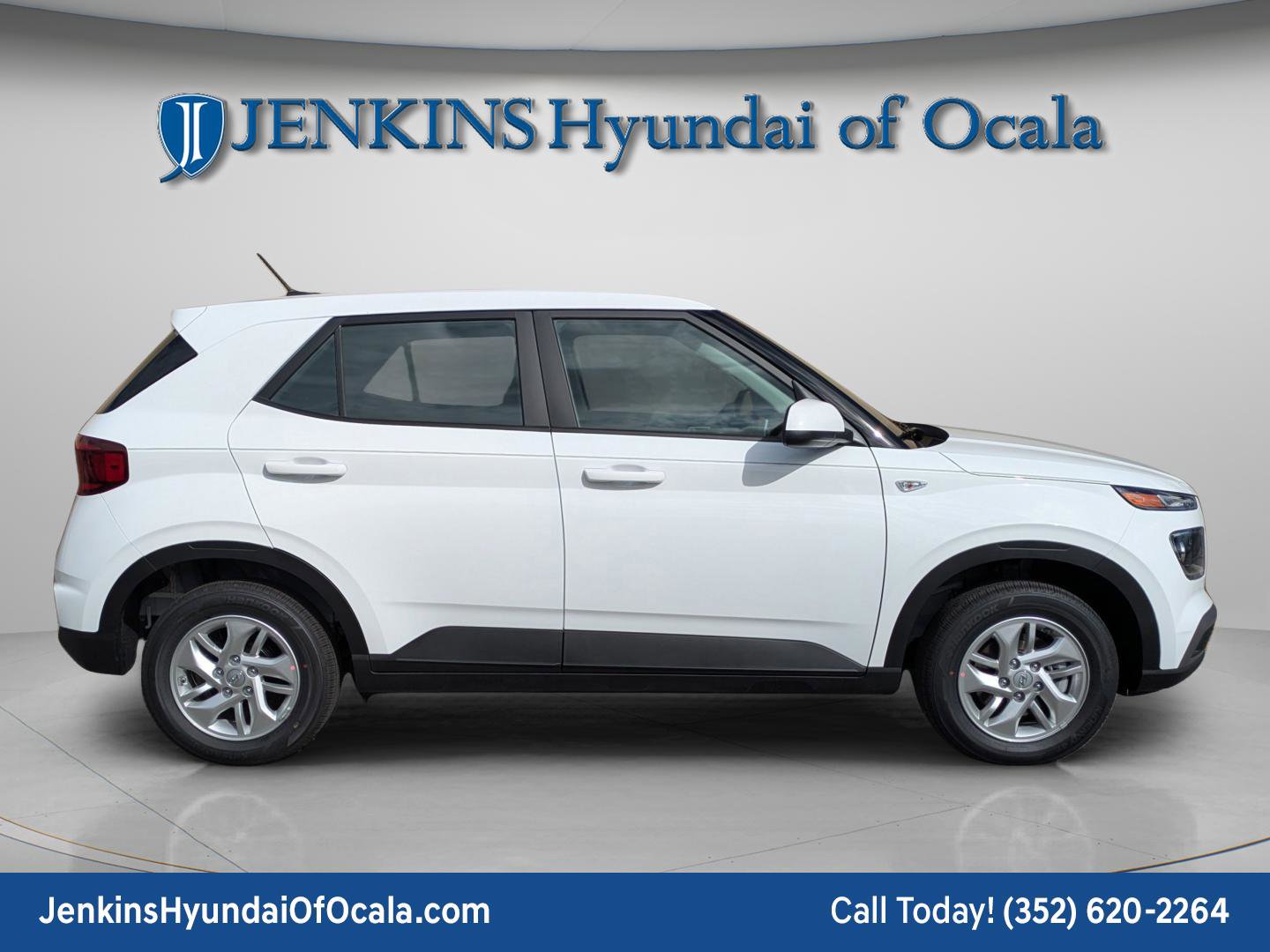 New 2026 Hyundai Venue SE image 2