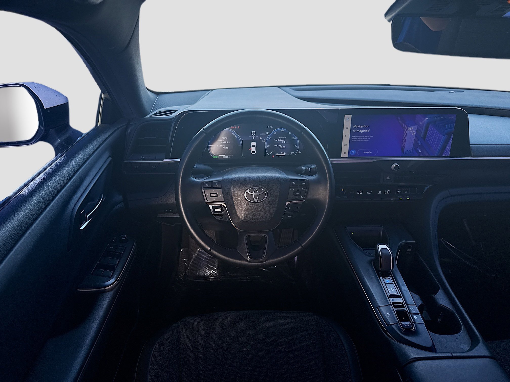 Used 2023 Toyota Crown XLE image 19