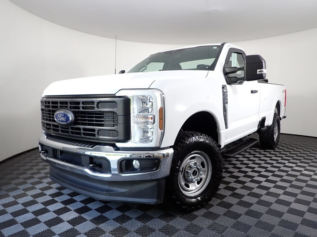 Used 2025 Ford F250 XL w/ XL Chrome Package AWD/4WD image 2