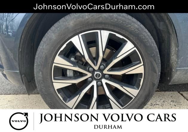 Used 2023 Volvo XC60 B5 Core w/ Climate Package image 5