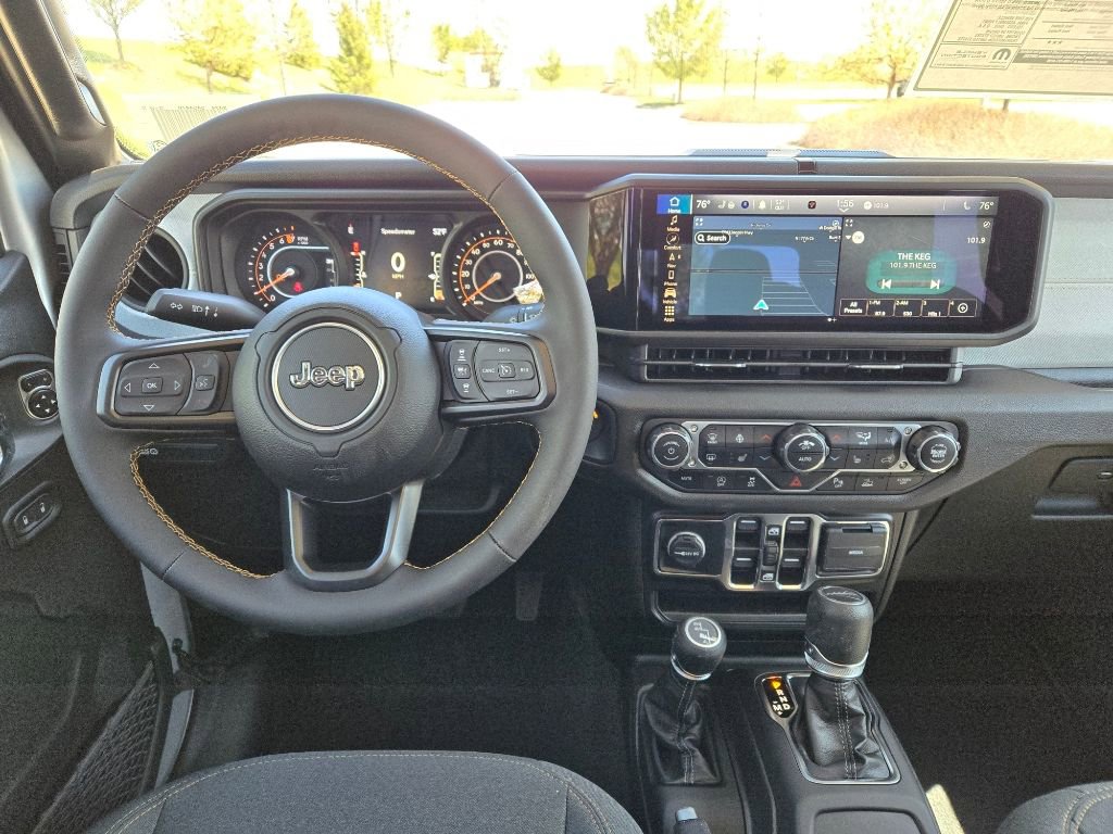 Used 2024 Jeep Gladiator Sport image 18