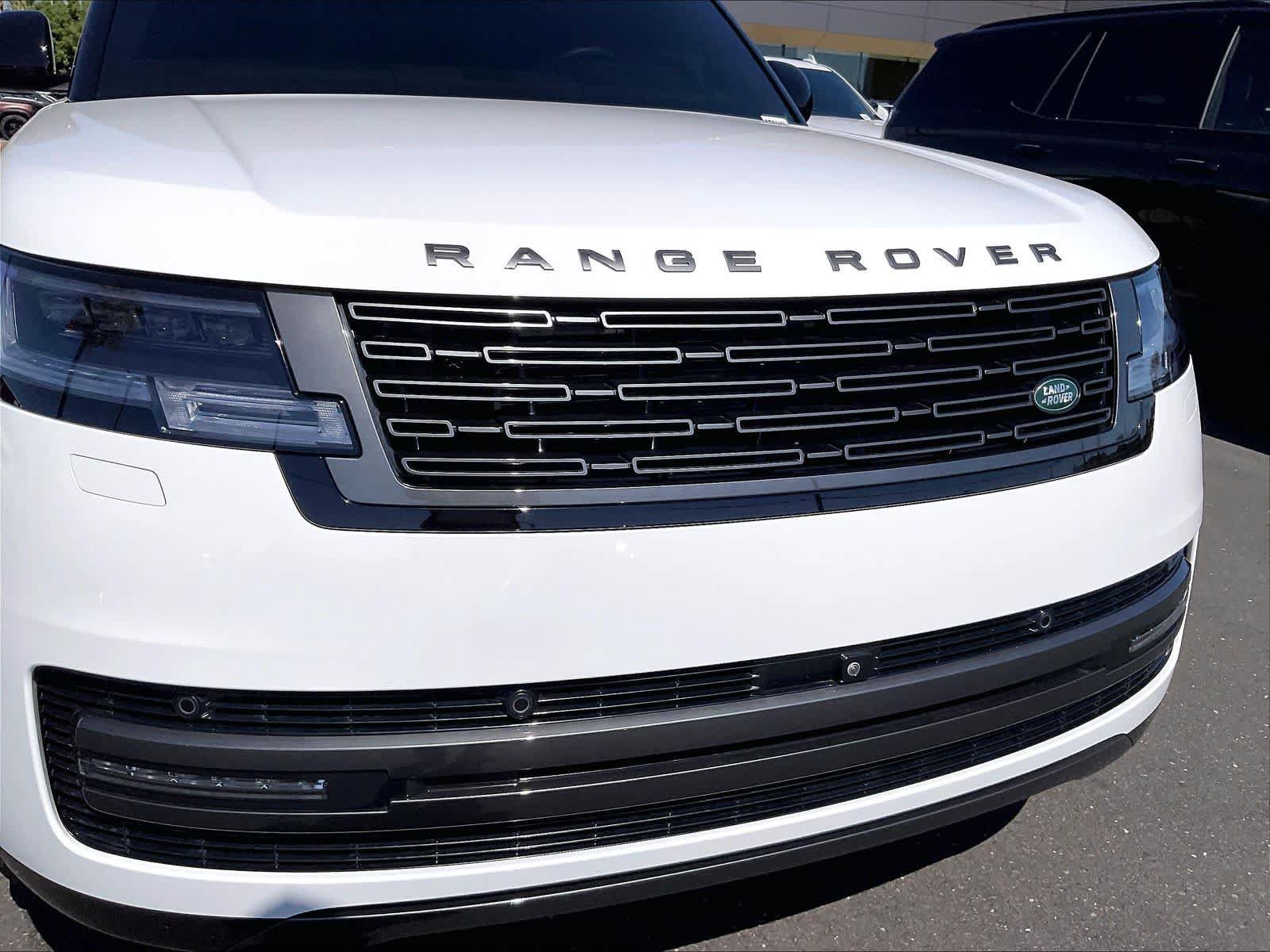 Used 2025 Land Rover Range Rover SE AWD/4WD image 33