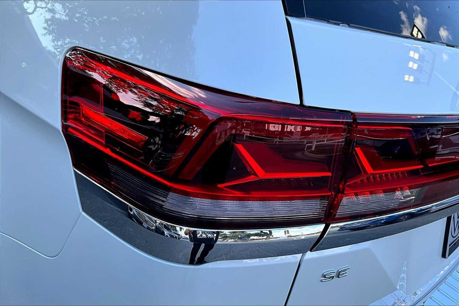 New 2026 Volkswagen Atlas SE FWD image 14