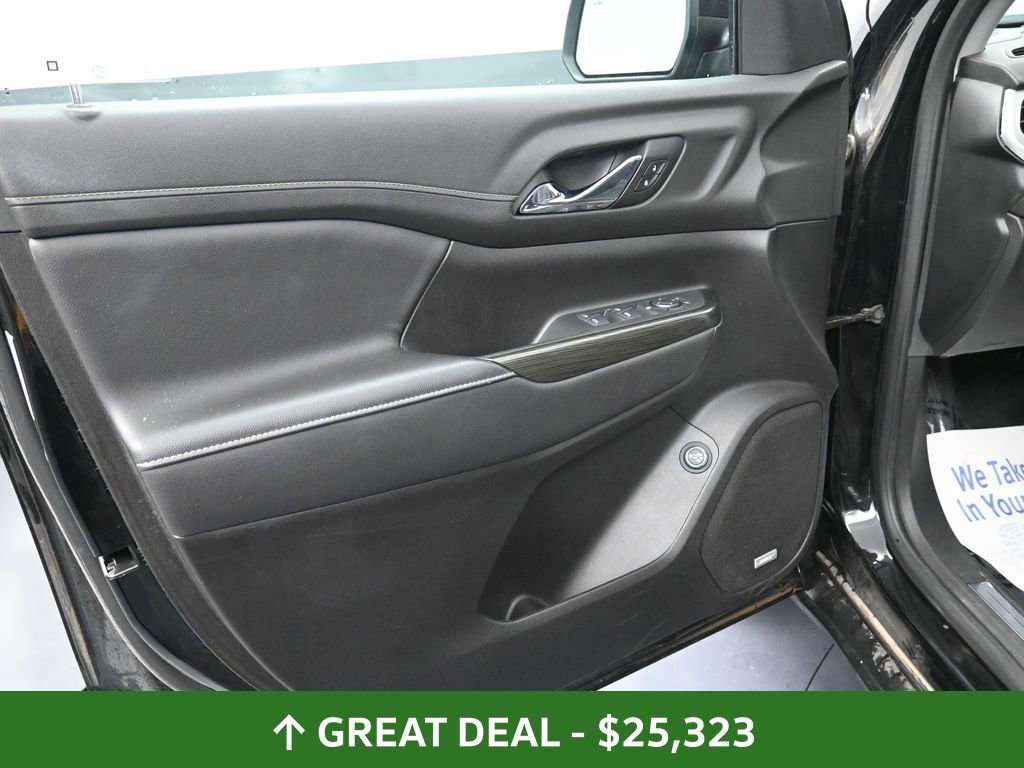 Used 2023 GMC Acadia SLT image 31