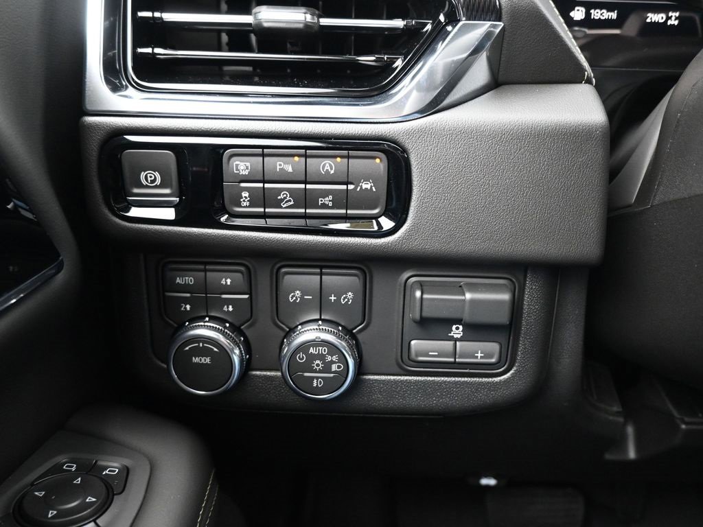 New 2026 GMC Yukon Elevation image 22