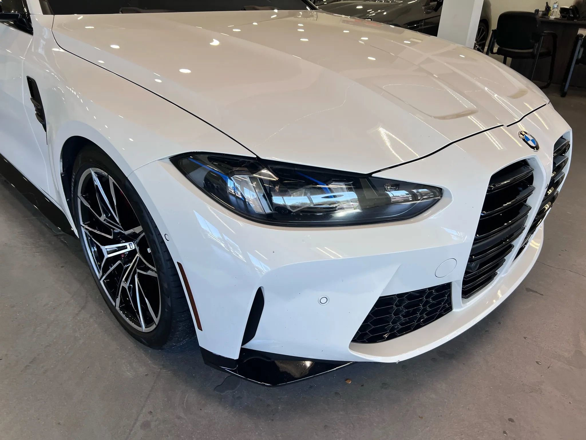 Used 2025 BMW M4 xDrive Competition image 9