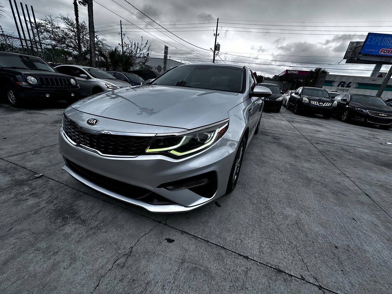 Used 2019 Kia Optima LX FWD image 3