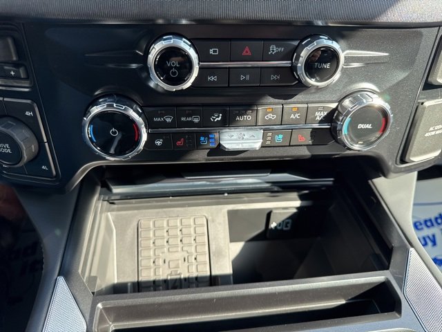 New 2026 Ford F250 Platinum image 40
