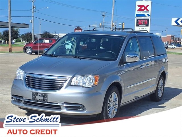Used 2015 Chrysler Town & Country Touring-L w/ Driver Convenience Group