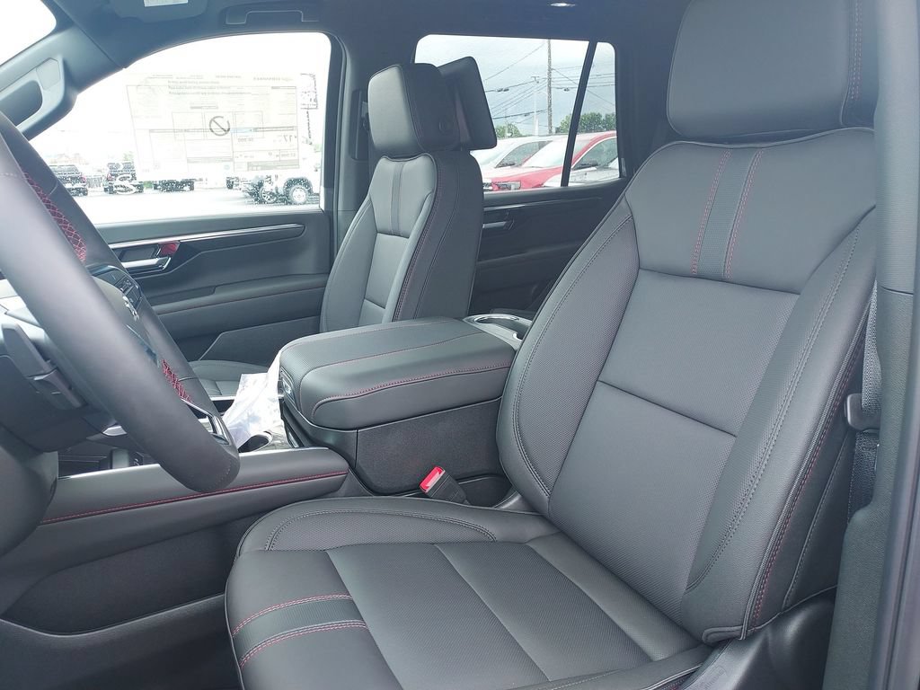 New 2026 Chevrolet Tahoe RST w/ RST Capability Package AWD/4WD image 17