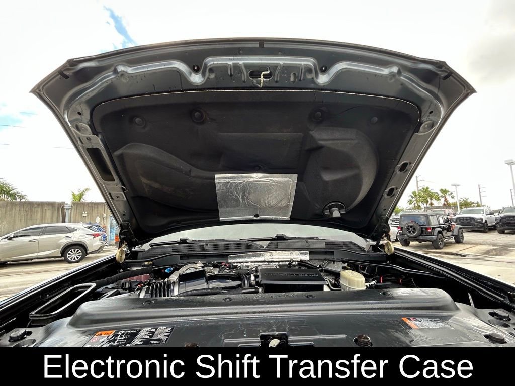 Used 2017 GMC Sierra 3500 Denali w/ Duramax Plus Package image 37