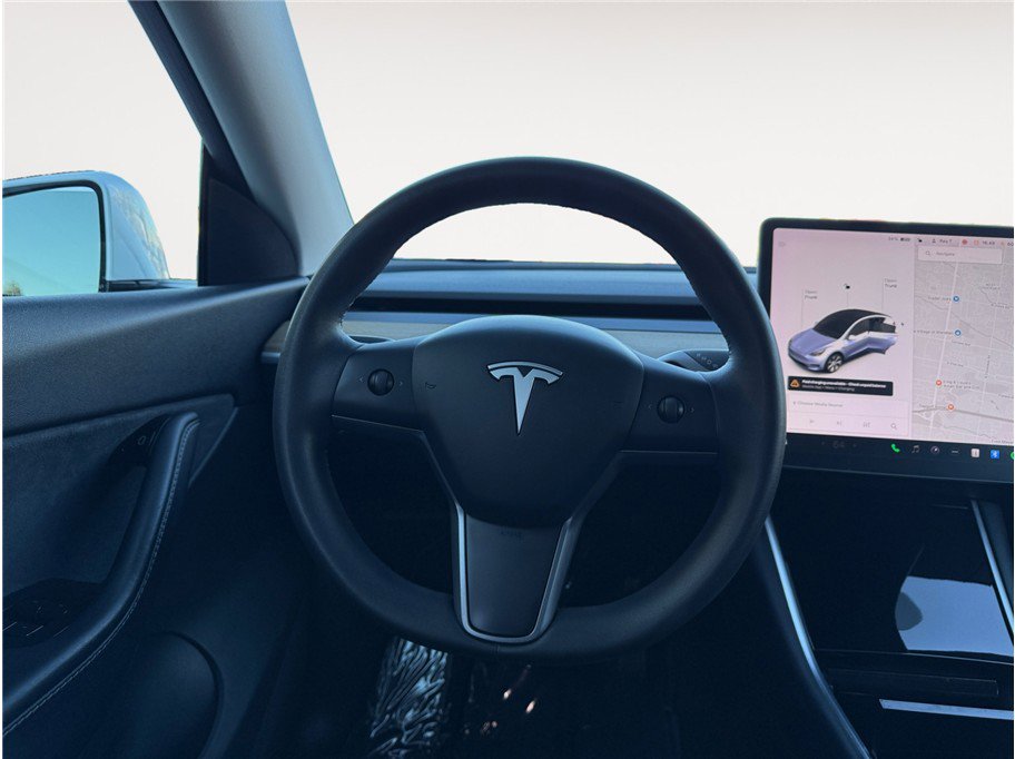 Used 2020 Tesla Model Y Long Range image 12