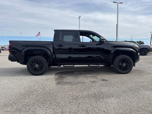 Used 2025 Toyota Tacoma SR5 RWD image 7